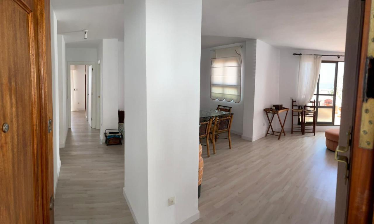 Atico Sobre El Mar Apartment Benajarafe Bagian luar foto