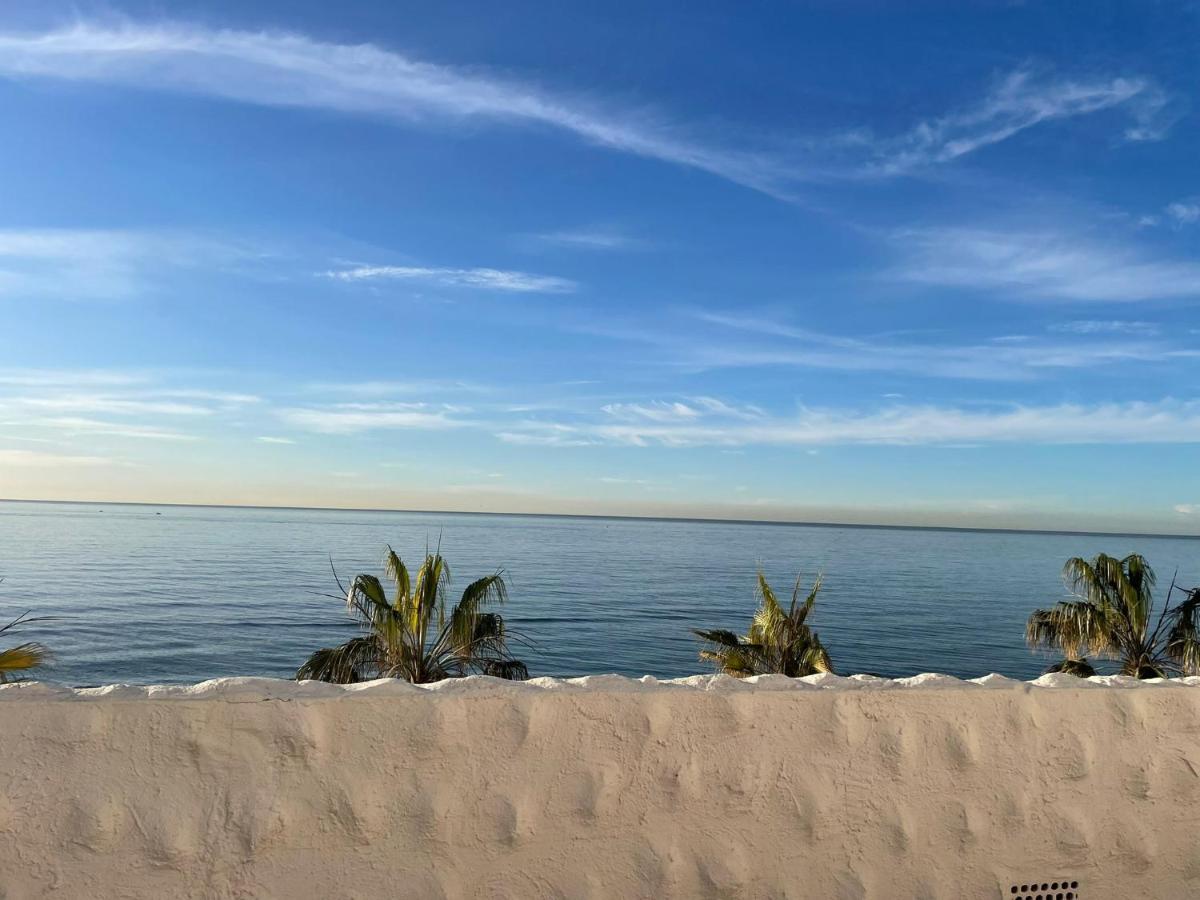 Atico Sobre El Mar Apartment Benajarafe Bagian luar foto