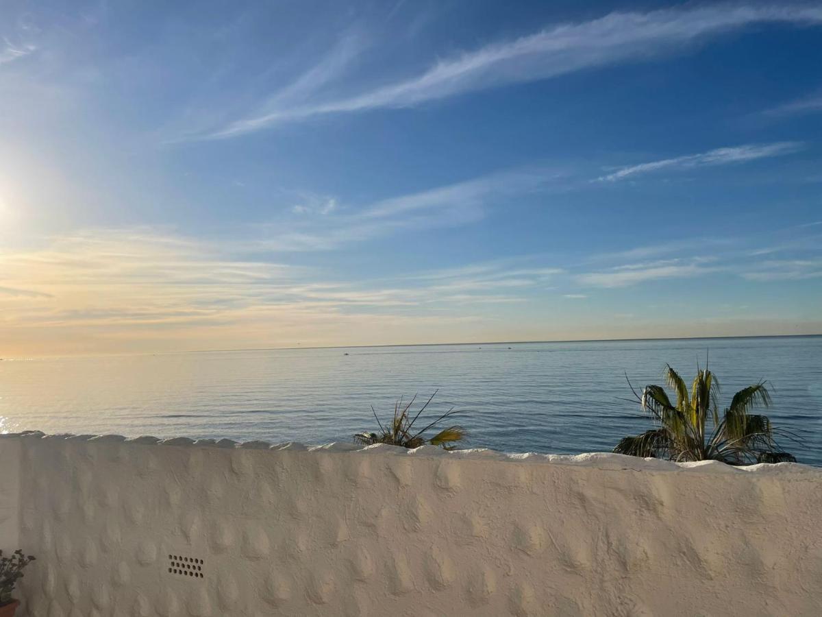 Atico Sobre El Mar Apartment Benajarafe Bagian luar foto
