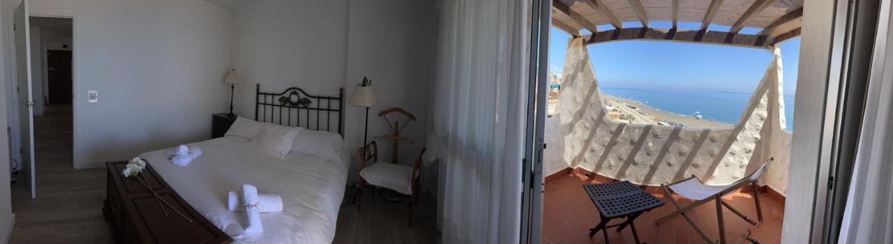 Atico Sobre El Mar Apartment Benajarafe Bagian luar foto